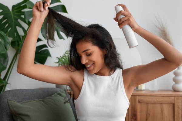 5 Tips Merawat Rambut Kering dan Kusam