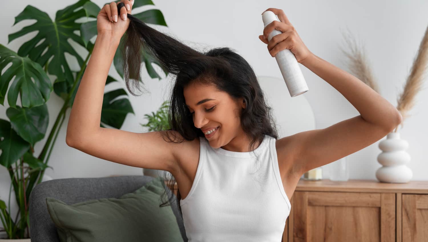 5 Tips Merawat Rambut Kering dan Kusam