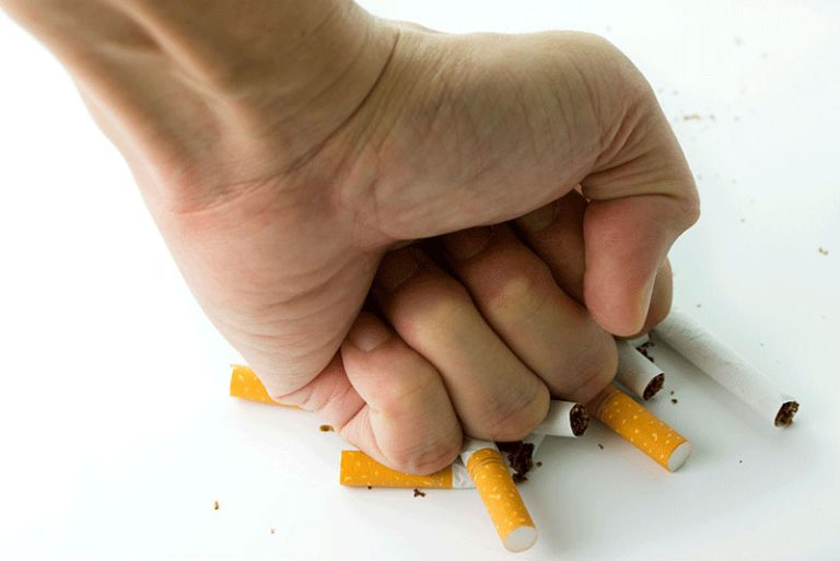5 Panduan Berhenti Merokok demi Jantung yang Sehat
