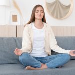 7 Tips Mengelola Kecemasan Ketika Sedang dalam Masa Pemulihan