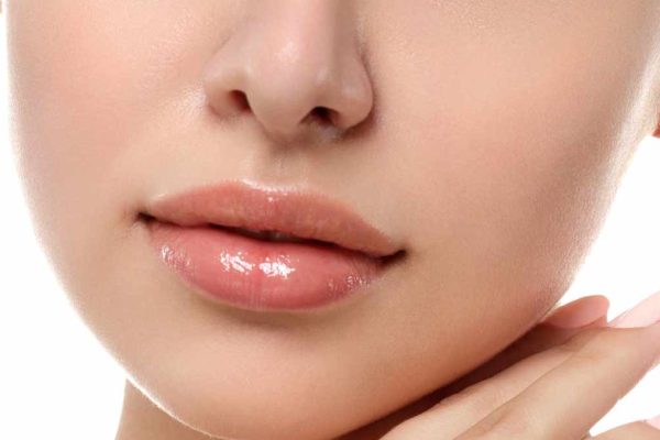 7 Cara Menjaga Bibir Tetap Sehat Saat Berpuasa