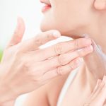 7 Tips Merawat Kulit Leher Agar Tetap Sehat dan Cerah